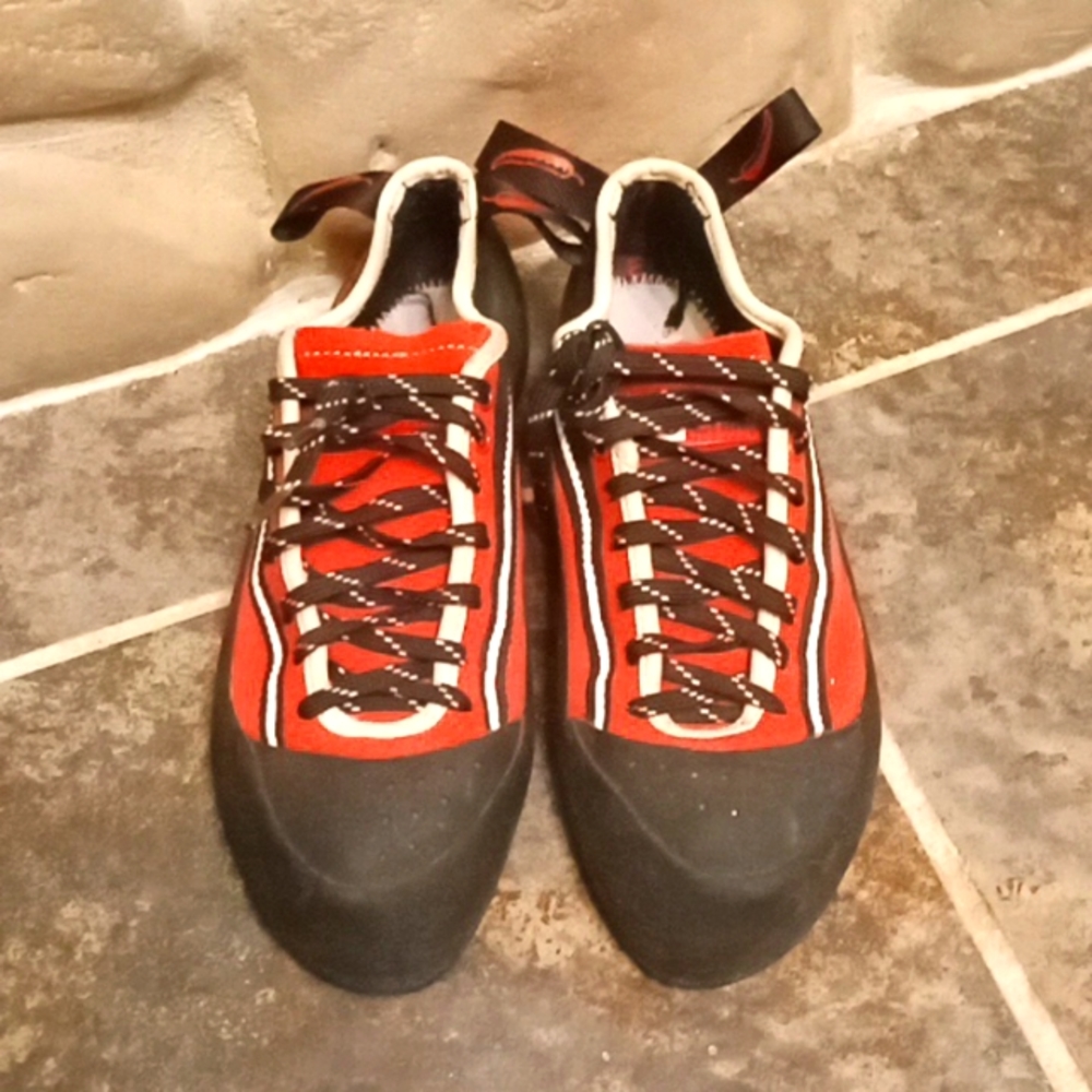 Red Chili shoes